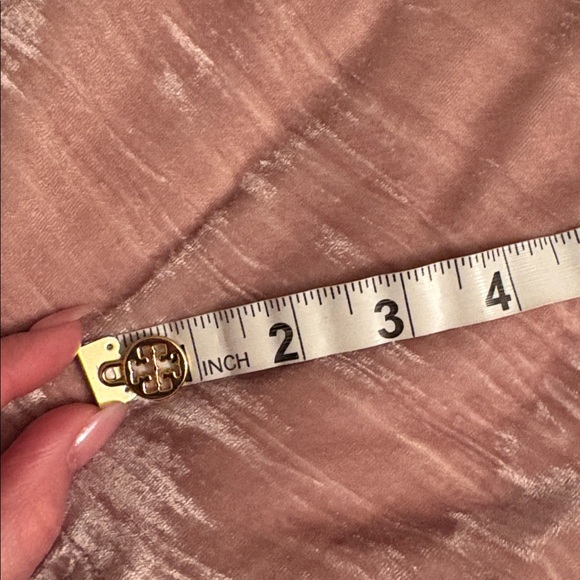 Tory Burch Logo Pendent - Picture 8 of 8